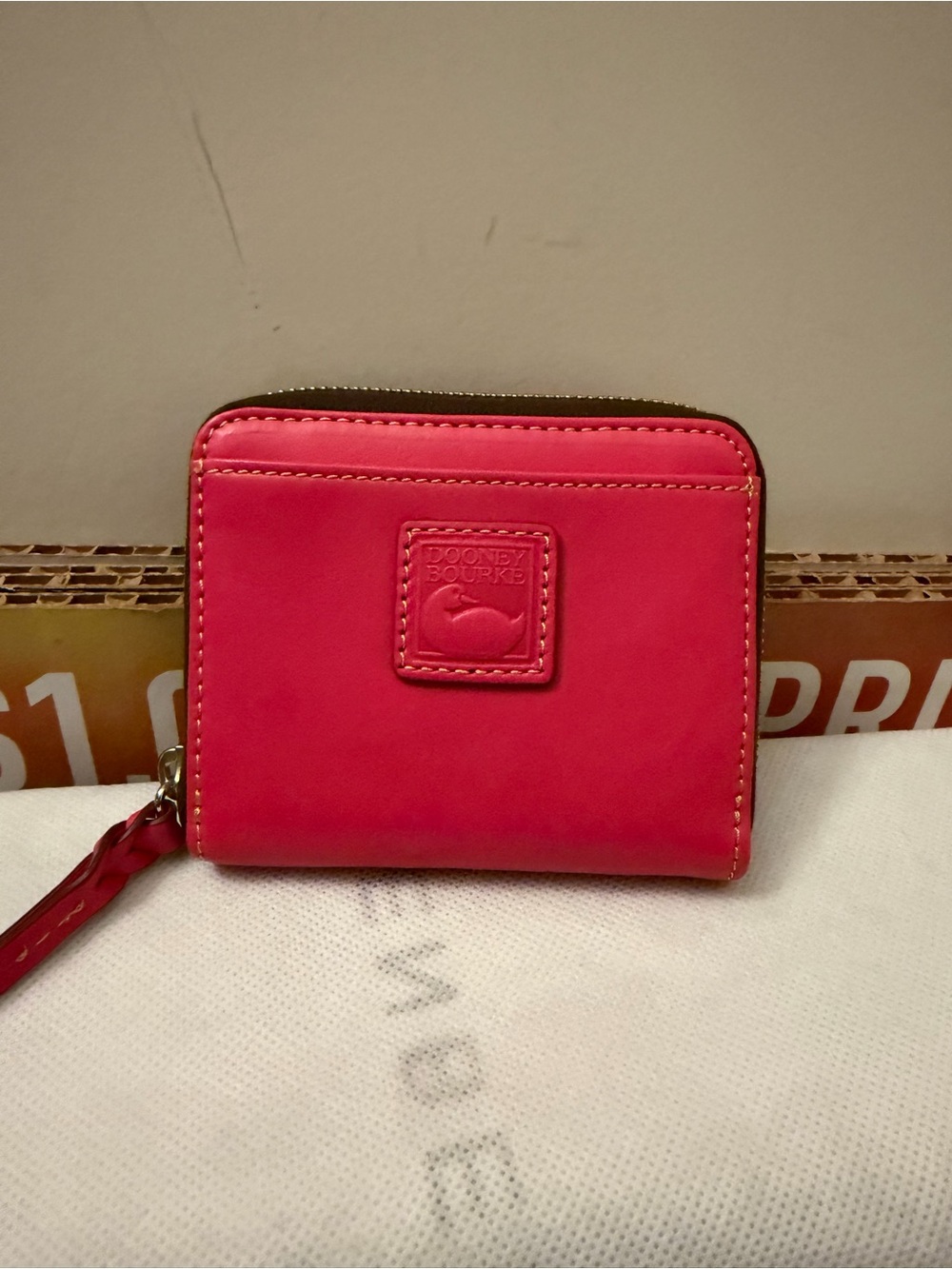 NWOT Dooney & Bourke Pink Small Leather Zip Around Wallet